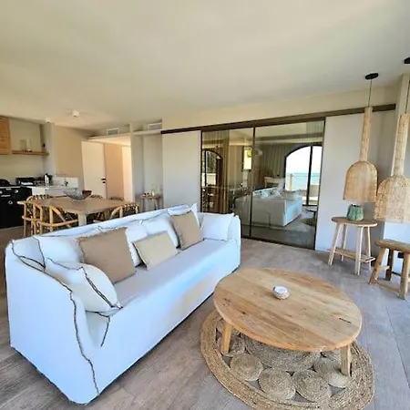 Vila Prestige Au Bord De L'eau- Misincu