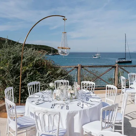 Prestige Au Bord De L'eau- Misincu *