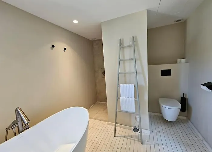 Prestige Au Bord De L'eau- Misincu * Cagnano