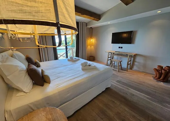 Vila Prestige Au Bord De L'eau- Misincu