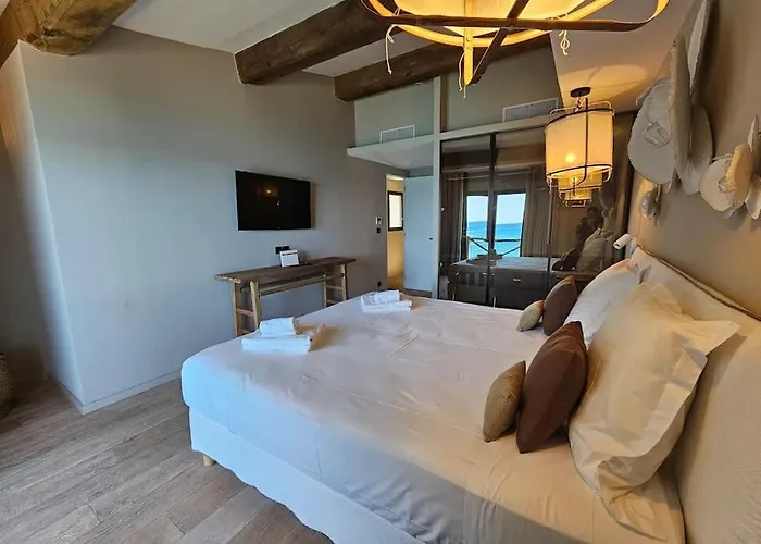 Prestige Au Bord De L'eau- Misincu *